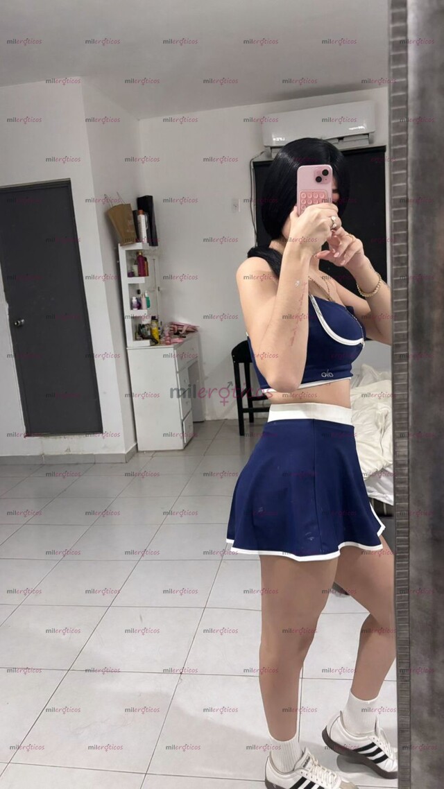 FOTOS DE LA MÁS FEMENINA DEL PORTAL Y LA MÁS HOT Y LINDA