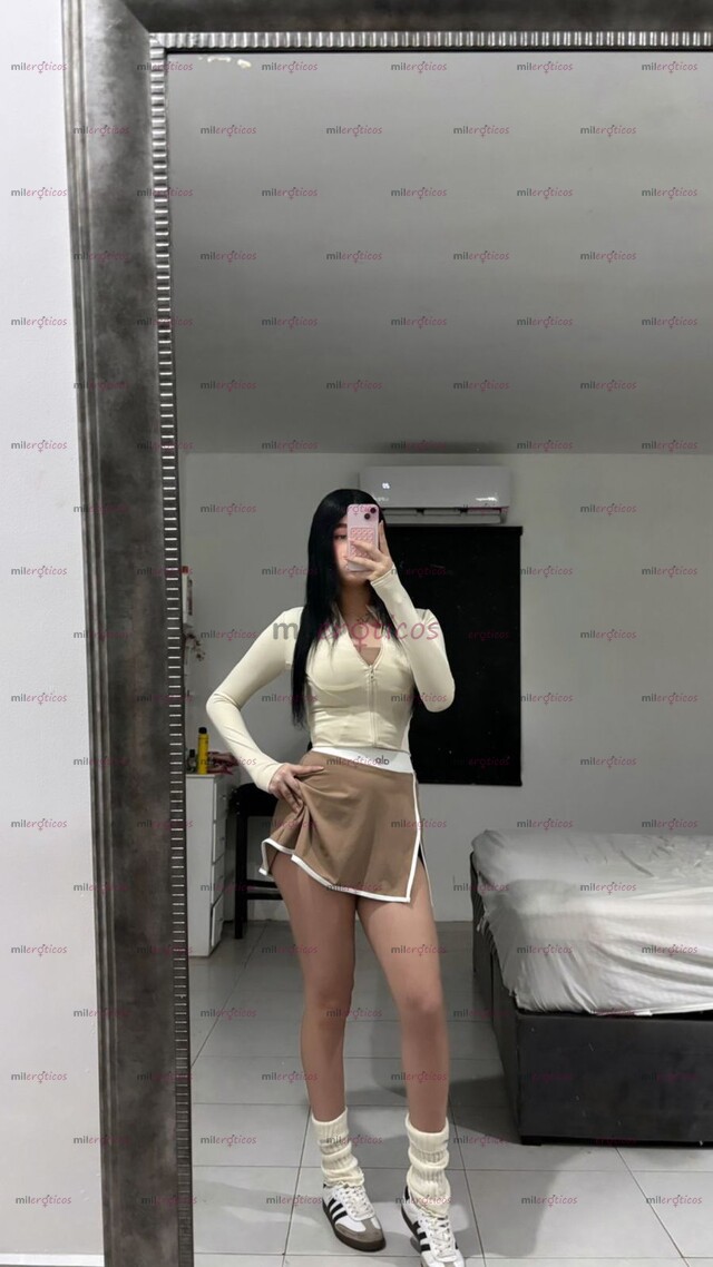 FOTOS DE LA MÁS FEMENINA DEL PORTAL Y LA MÁS HOT Y LINDA