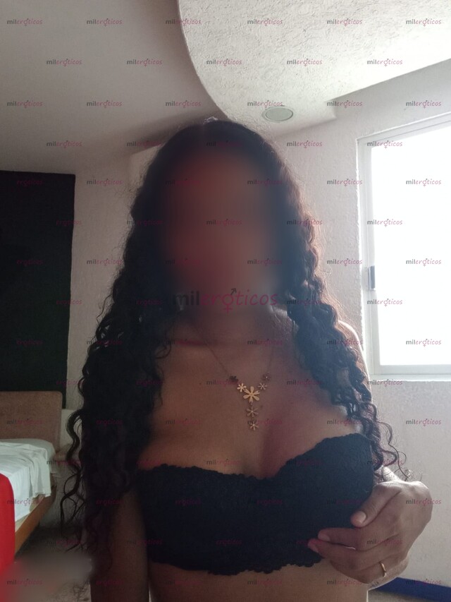 FOTOS DE HOLA BB TENGO 21 AÑOS ESTOY LISTA PARA PASARLA RICO Y SACARTE TODA TU LECHITA