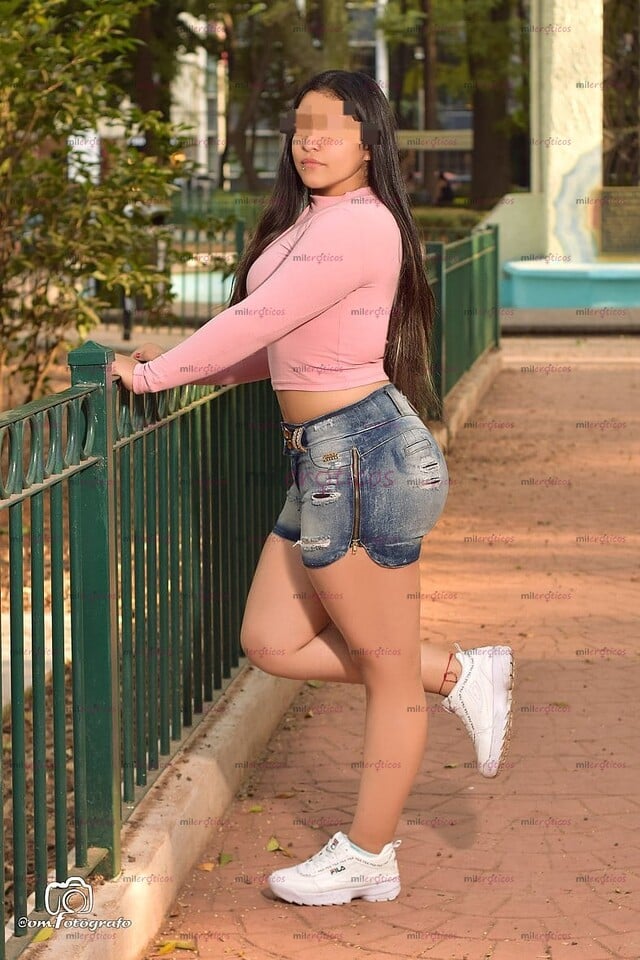 FOTOS DE SOY UNA CHICA DE 22 AÑOS EN BUSCA DE EXPERIENCIAS NUEVAS