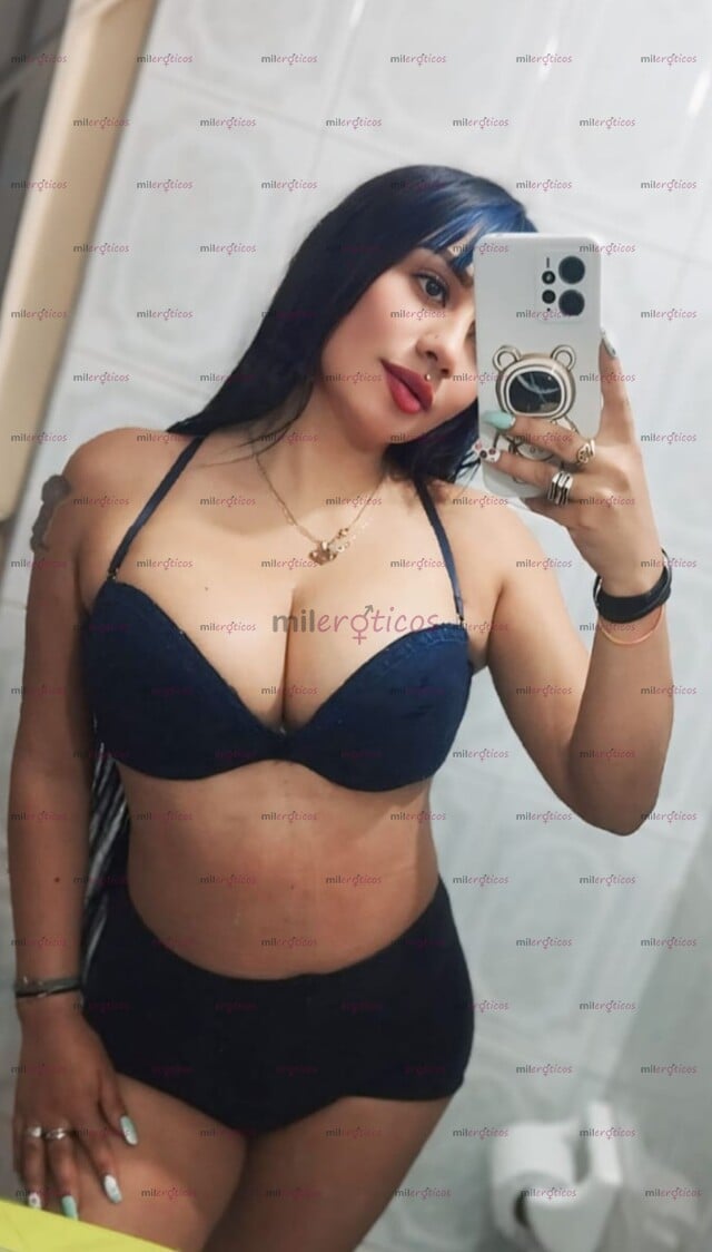 FOTOS DE FLACA NATURAL APRETADITA,CON VERDADERO TRATO DE NOVIOS, BESOS RICOS.