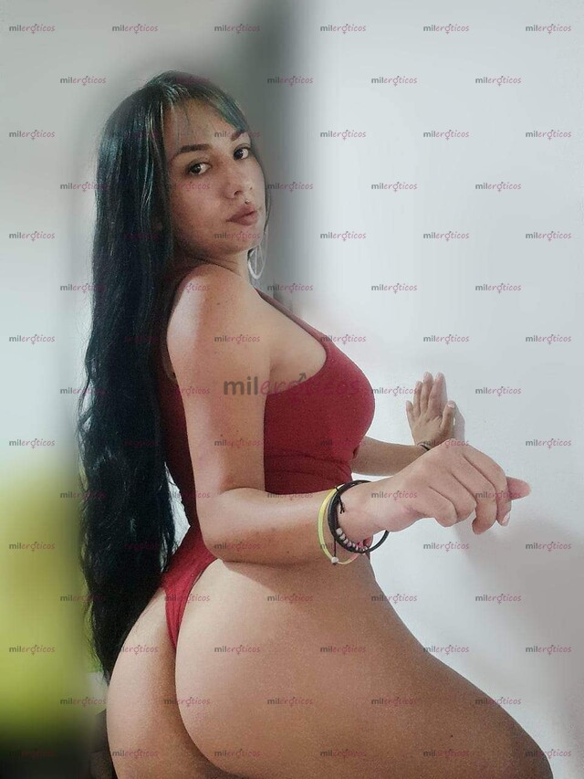 FOTOS DE FLACA NATURAL APRETADITA,CON VERDADERO TRATO DE NOVIOS, BESOS RICOS.