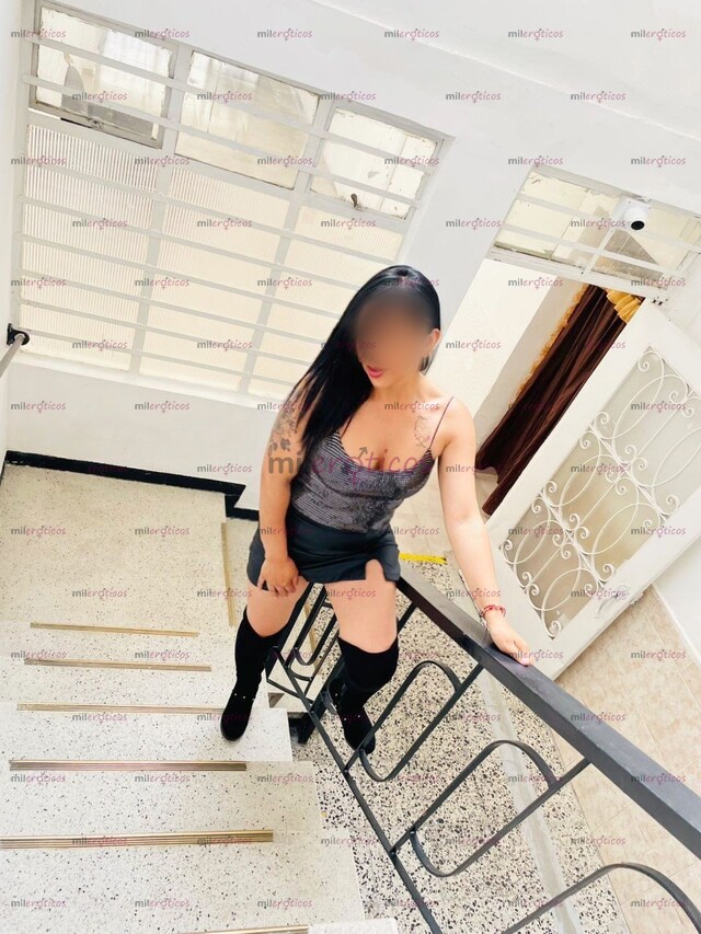 FOTOS DE HOLA AMOR SOY KARINA UNA FLACA HERMOSA EN SUBA MUY COMPLACIENTE