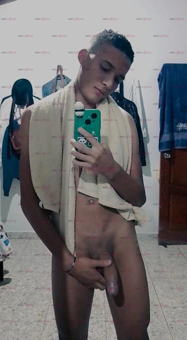 FOTOS DE FULL LECHERO VENEZOLANO VERGÓN ESTOY DE PASO