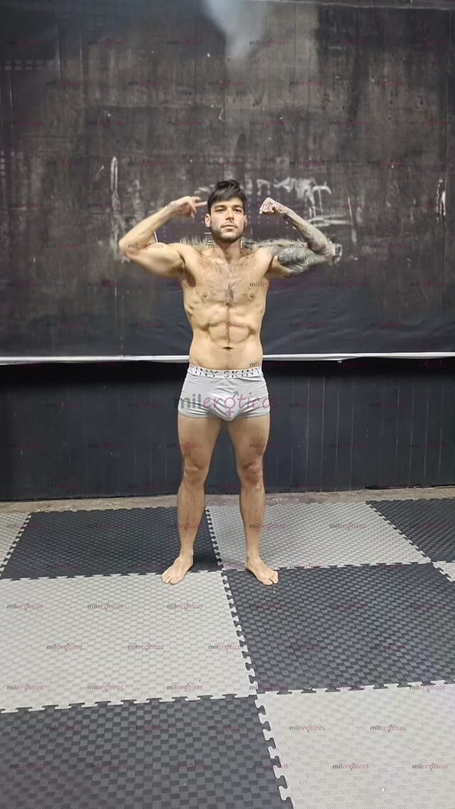 FOTOS DE ACOMPAÑANTE MASCULINO DE ALTO NIVEL, DISCRETO Y COMPLACIENTE.