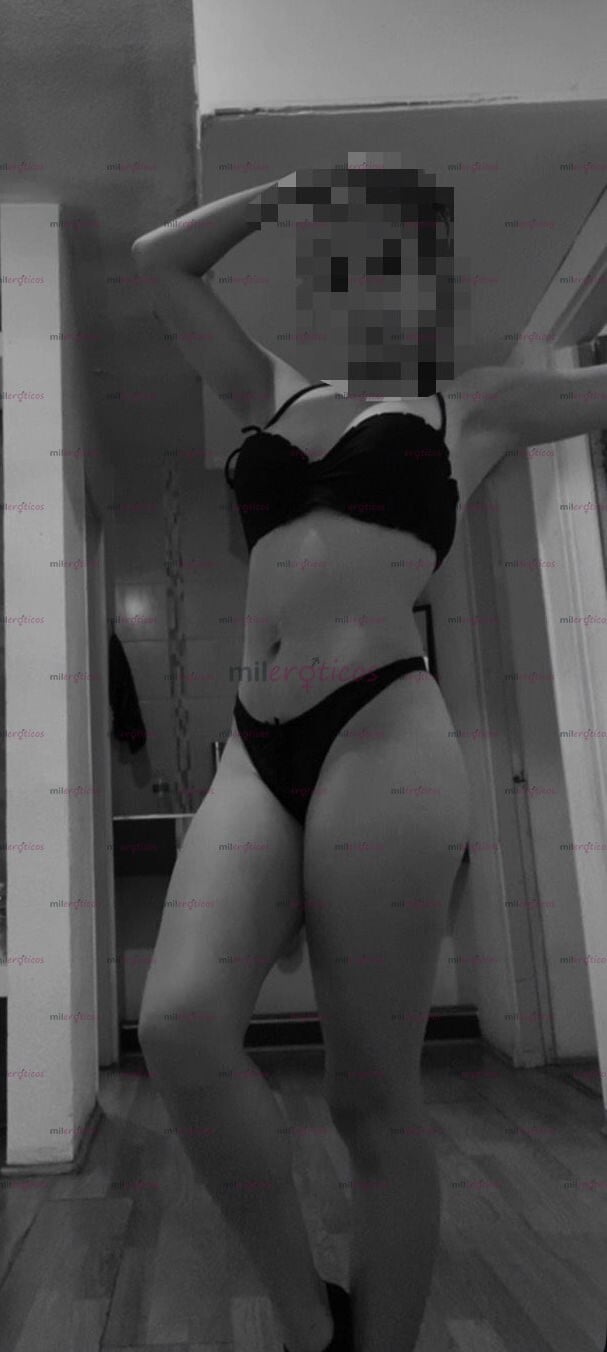 FOTOS DE BONITA PETIT 18 AÑOS!! INICIÁNDO, MUY TIERNA Y CARIÑOSA .SIN PRISAS
