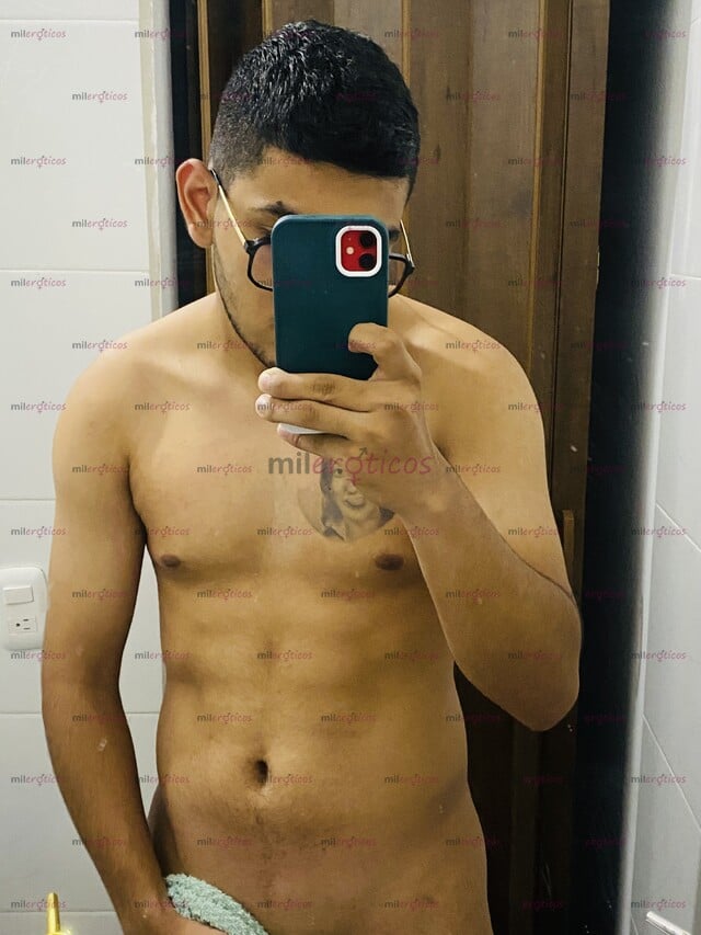 FOTOS DE HOMBRE ARDIENTE, LISTO PARA ACOMPAÑARTE EN TU MOMENTO ÍNTIMO