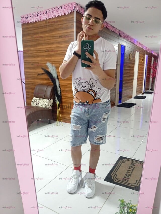 FOTOS DE SOY ARIEL TENGO 20 AÑOS ESTOY PARA COMPLACERTE AMOR