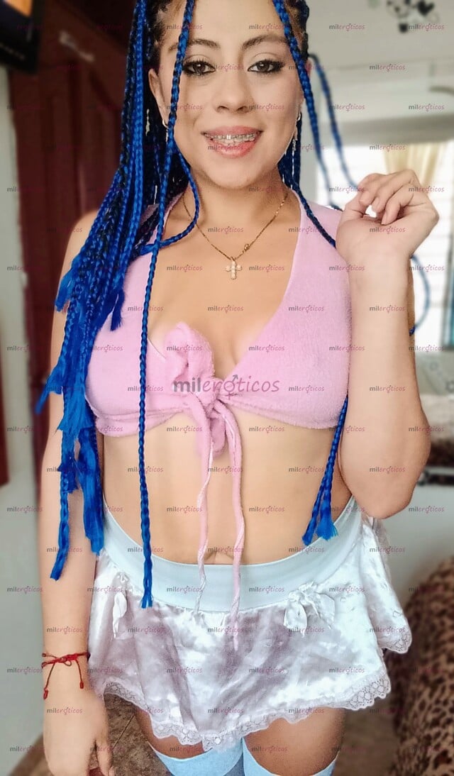 FOTOS DE DESCOMPLICADA Y COMPLACIENTE, PROMOCIÓN EN LOS NUEVOS VIDEOS