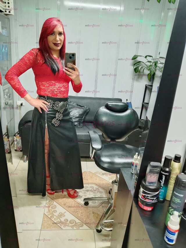 FOTOS DE CHICA ARDIENTE Y SENSUAL DISPUESTA A CUMPLIR SUS DESEOS SEXUALES