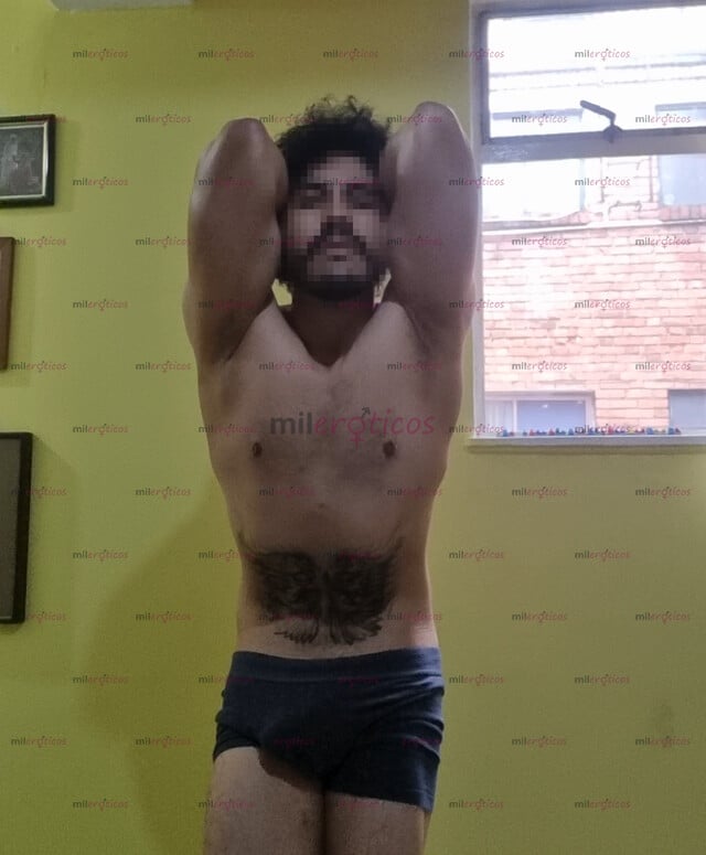 FOTOS DE BOY TOY, I LIKE TO BE USED BY OLDER WOMAN