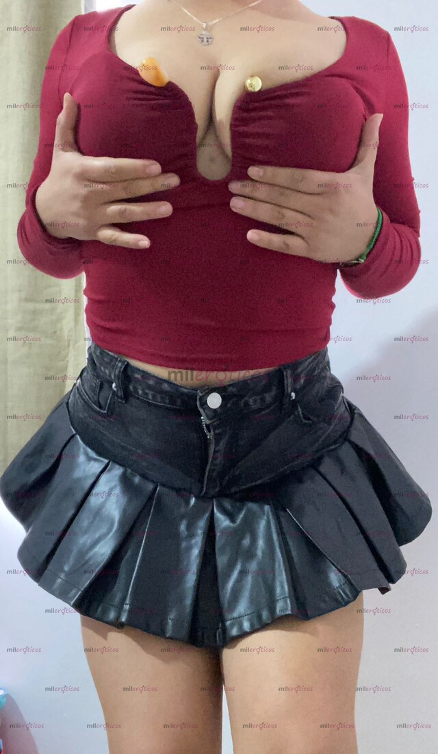 FOTOS DE NICOL TU PUTITA FAVORITA TETONA,NALGONA Y APRETADA
