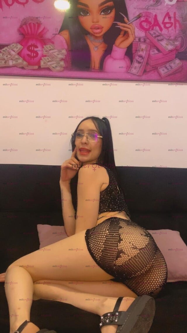 FOTOS DE SOFIA LINDA FLAQUITA, BLANQUITA, CULONA , TATUADITA PARA QUE LA DISFRUTES