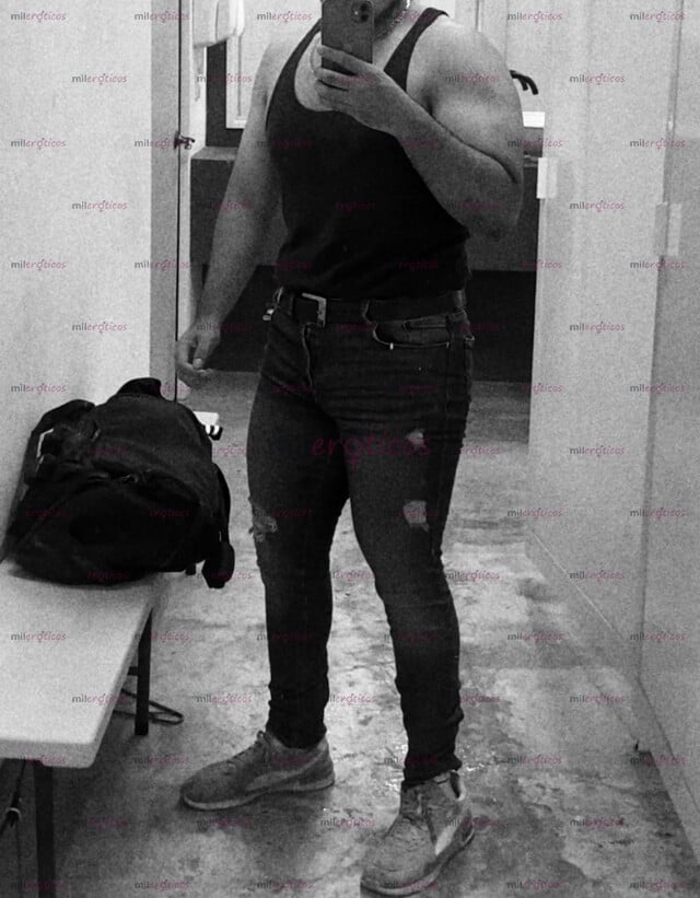 FOTOS DE ALEX 26 AÑOS 1.80 M MASCULINO DISCRETO Y ATENTO