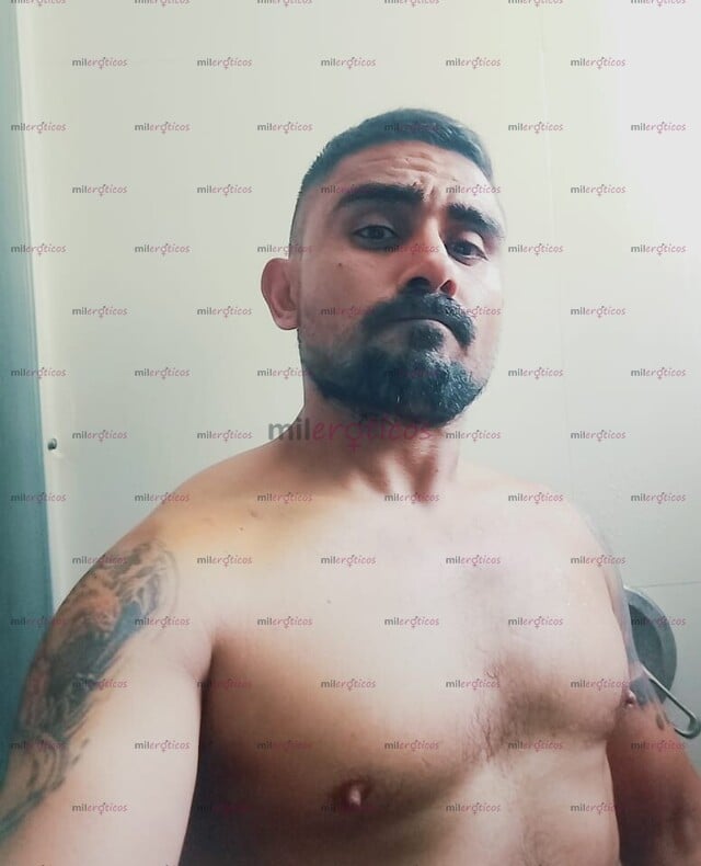 FOTOS DE JOVEN MACHO, DISCRETO, COMPLACIENTE PARA UN MOMENTO DE SEXO O ALGO MAS