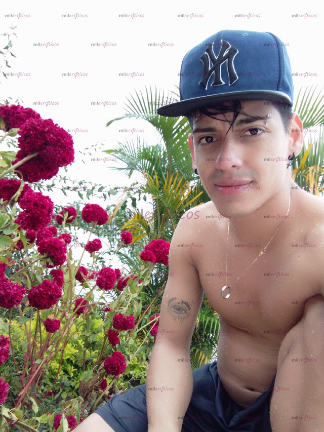 FOTOS DE JOVEN PINTA DESCOMPLICADO Y SIN AFANES. CONTACTAME VENEZOLANO