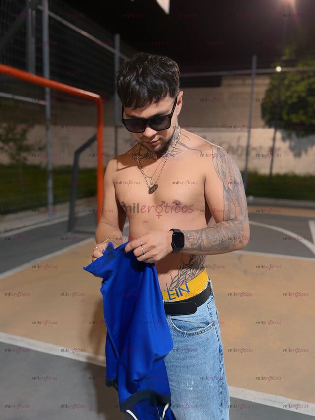 FOTOS DE NUEVO AQUÍ QUIERES VE VERGA ?DISFRUTA DE UNA BUENA COMPAÑÍA,