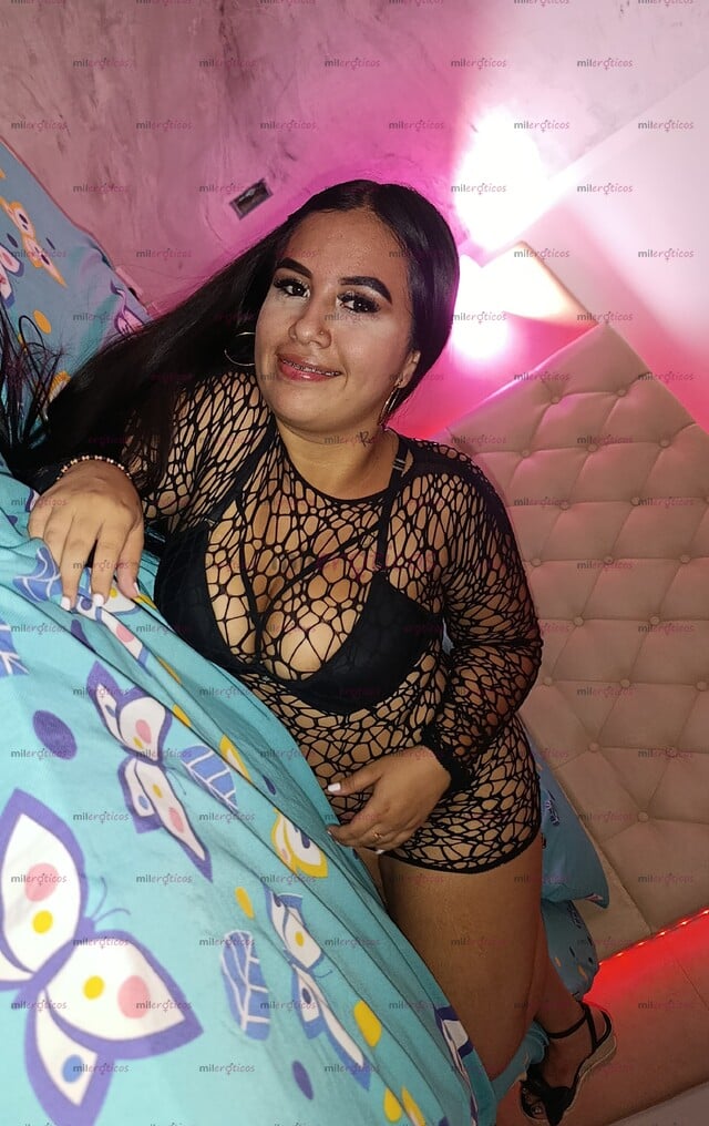 FOTOS DE LAURA, HERMOSA JOVENCITA SENSUAL Y ELEGANTE DE 18 AÑOS MIDO 1.45