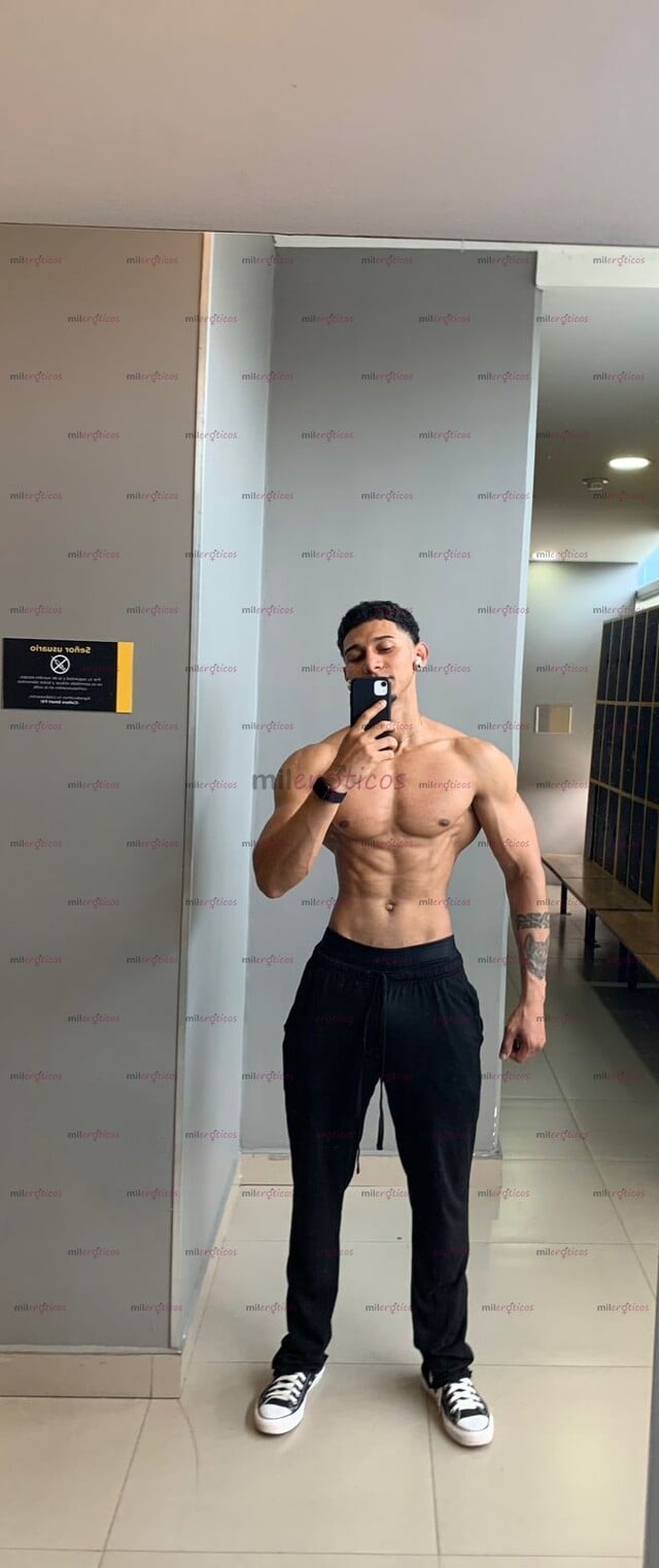 FOTOS DE GABRIEL JOVEN HETERO ATLETICO VERGON 21CM DE PLACER