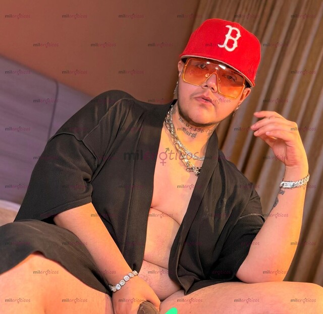 FOTOS DE HOLA SOY CHICA CON APARIENCIA DE CHICO, TENGO 20 AÑOS LISTO PARA CUMPLIR TUS FAN