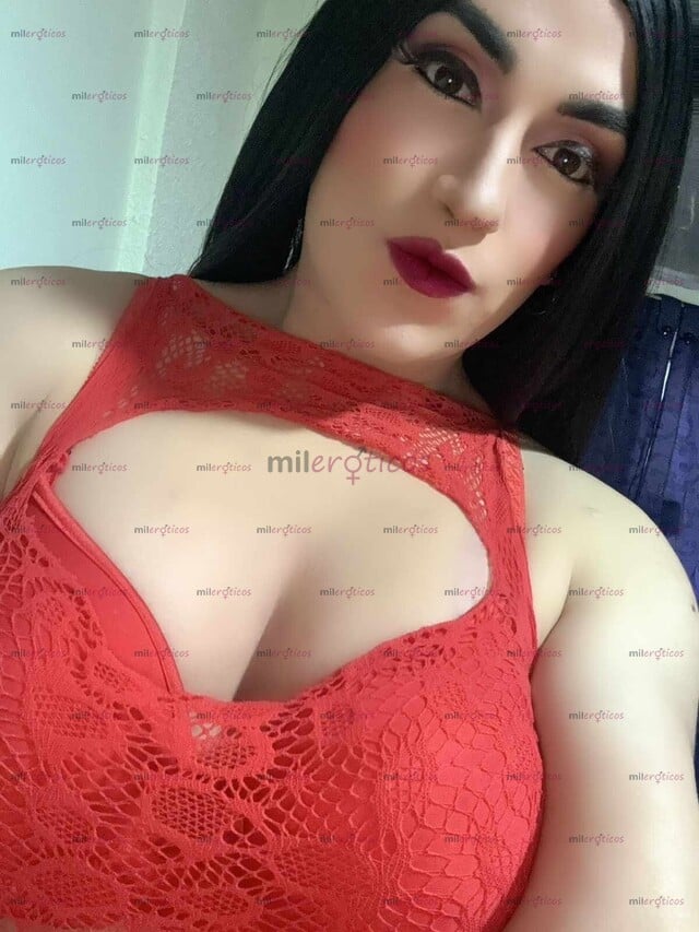FOTOS DE POLLITA RECIÉN LLEGADA CON UNA RICA COLA APRETADITA CON HORMONAS BIEN RICAS