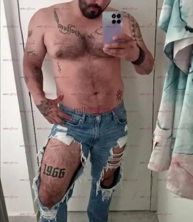 FOTOS DE TAPATIO BARBÓN MUY VARONIL Y CALIENTE CON GANAS DE SER ORDEÑADO