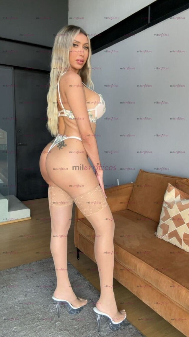 FOTOS DE MISS NIKKY..ALTA 1,80. TETONA DE VISITA EN TU CIUDAD