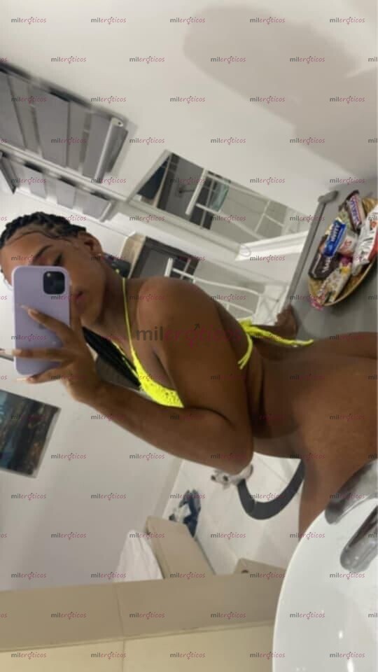 FOTOS DE SOY TODO LO QUE BUSCAS, UNA MORENITA ES LO QUE TU NESECITAS