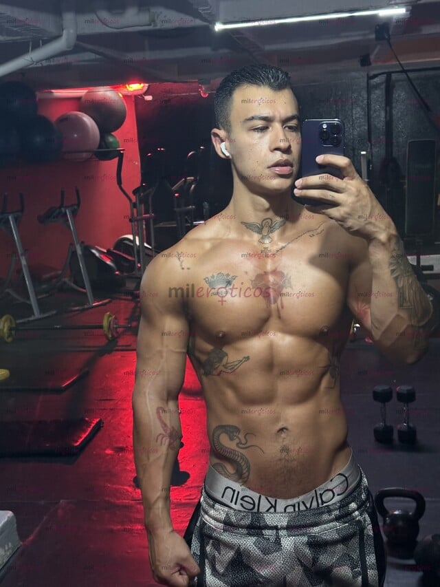 FOTOS DE JOVEN COLOMBIANO MASCULINO EXCLUSIVO EN TU CIUDAD TEMPORALMENTE