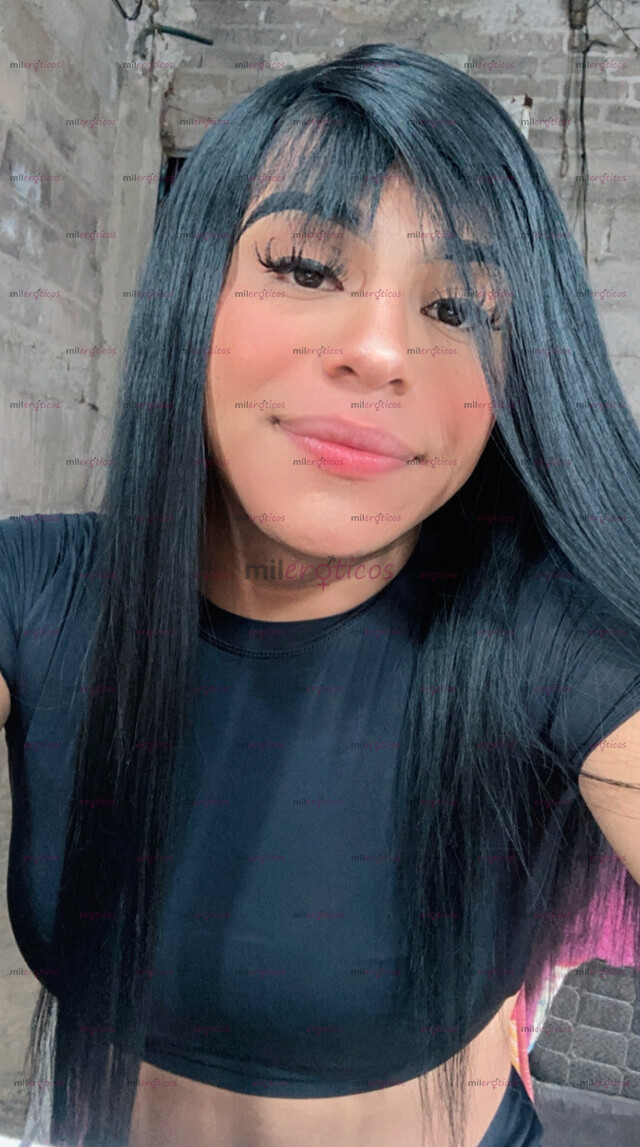 FOTOS DE EMILI TU MORENITA PREFERIDAA , MUY RIVA COMPLACIENTE Y LA MÁS CALIENTE DE TU ZO