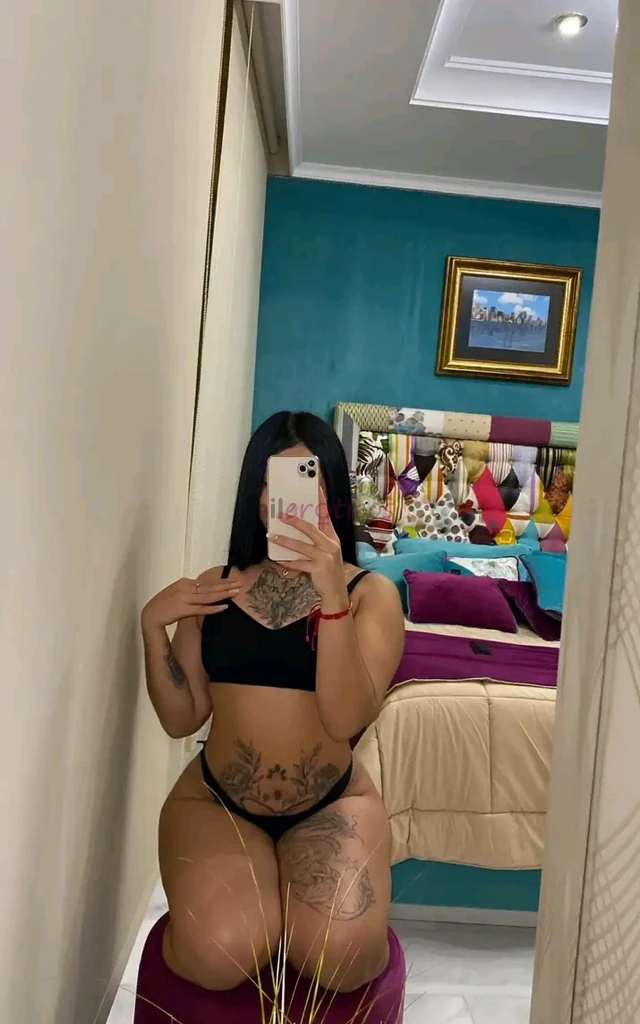 Hola soy francisca una escort chilena de 23 soy una persona carinosa y apasionada siempre educada y respetuosa con los demas mis aficiones incluyen la...