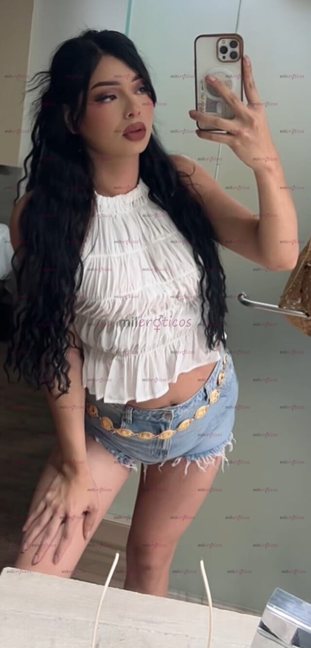 FOTOS DE 24HRS SKINNY TRANNY GIRL DARK HAIR LITTLE BOOBS SOFT SKIN
