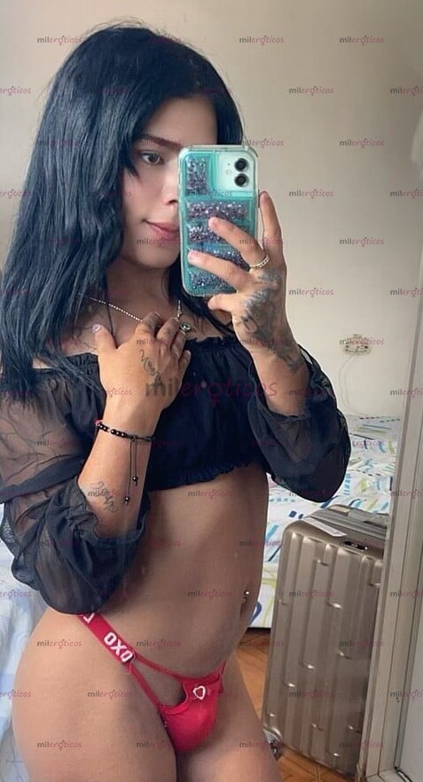 FOTOS DE HERMOSA TRANS TU CIUDAD CON GANAS DE TRAGAR LECHE Y DE LLEVAR VERGA Y SER TU PE