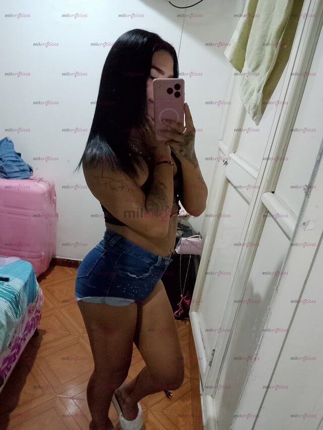 FOTOS DE HERMOSA TRANS TU CIUDAD CON GANAS DE TRAGAR LECHE Y DE LLEVAR VERGA Y SER TU PE