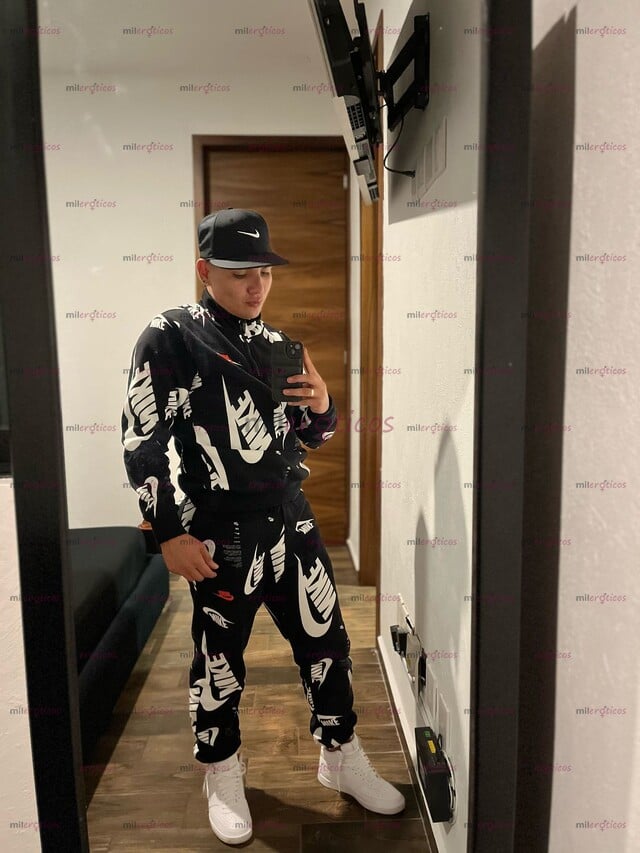 FOTOS DE SEXY MODELO LATINO VIP. SOLO PERSONAS SOLVENTES TRATO LUXURY