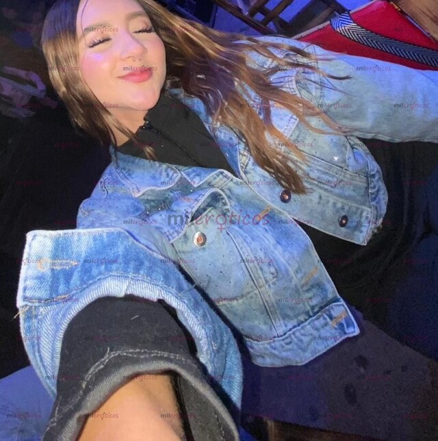 FOTOS DE DELGADITA TETONA NATURAL, CUERPAZO EN VIDEOLLAMADA