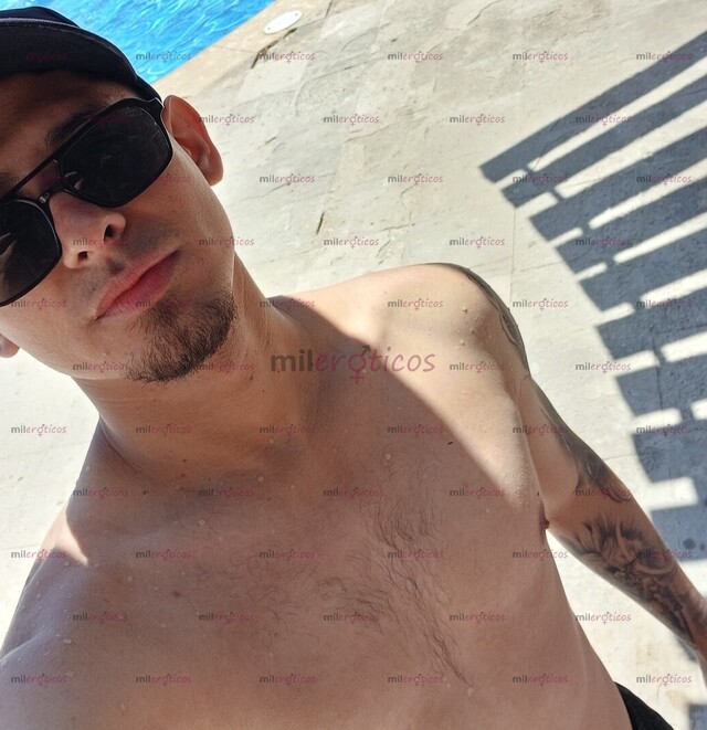 FOTOS DE HOLA SOY ALEJANDRO 27 AÑOS DISPONIBLE PARA PASAR UN RATO RICO Y AGRADABLE CONTIG