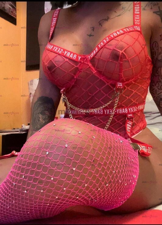 FOTOS DE HOLA LLEGO LAMAS TOP DEL PORTAL MORENA CALIENTE Y MUY CACHONDA EN LA CAMA