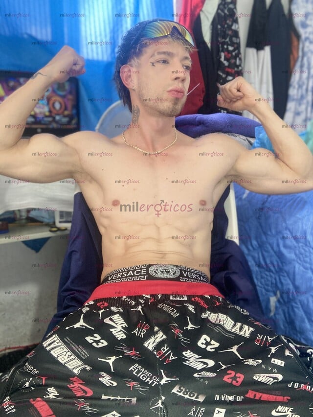 FOTOS DE JOVEN MASCULINO VERGON Y DISCRETO HÁBLAME AL WAT PARA MÁS INFO