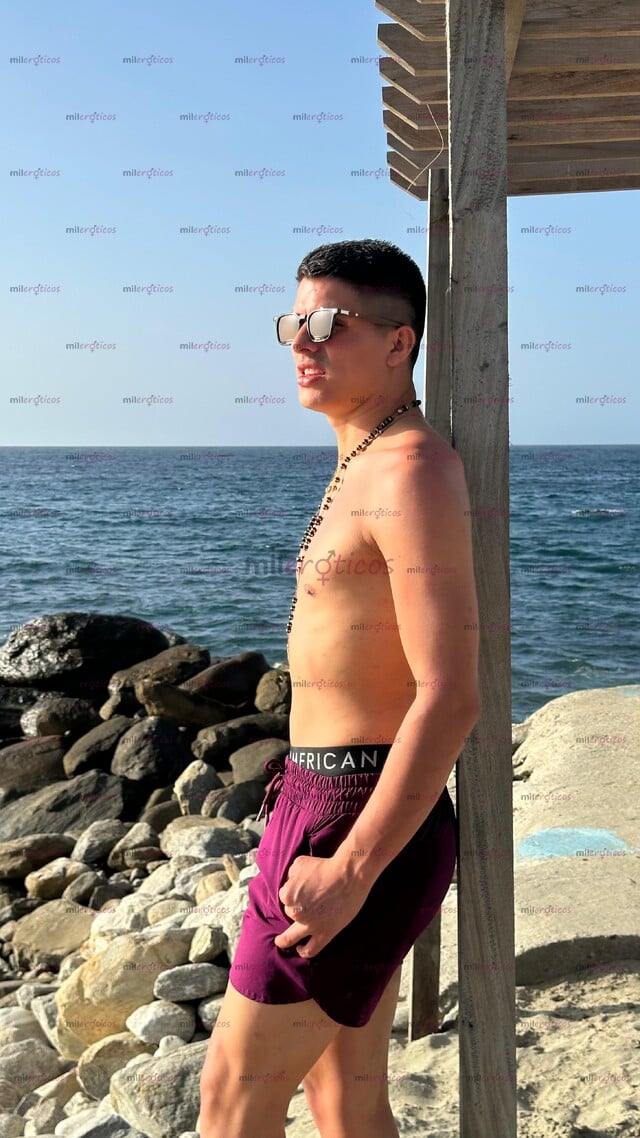 FOTOS DE SOY UN CHICO MUY GUAPO FULL APASIONADO A LOS MASAJES Y A LAS CARICIAS EN TU