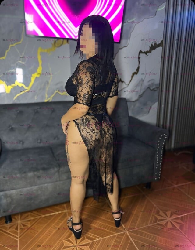 FOTOS DE DELICIOSO PAJA RUSA...LAS TETAS MAS RICA VEN PAPI ECHALE LECHITA ALEJA