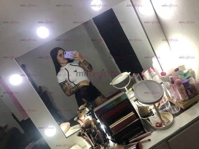 FOTOS DE MUJER CALIENTE CON MUCHAS GANAS DE QUE ME PENETRES PAPI