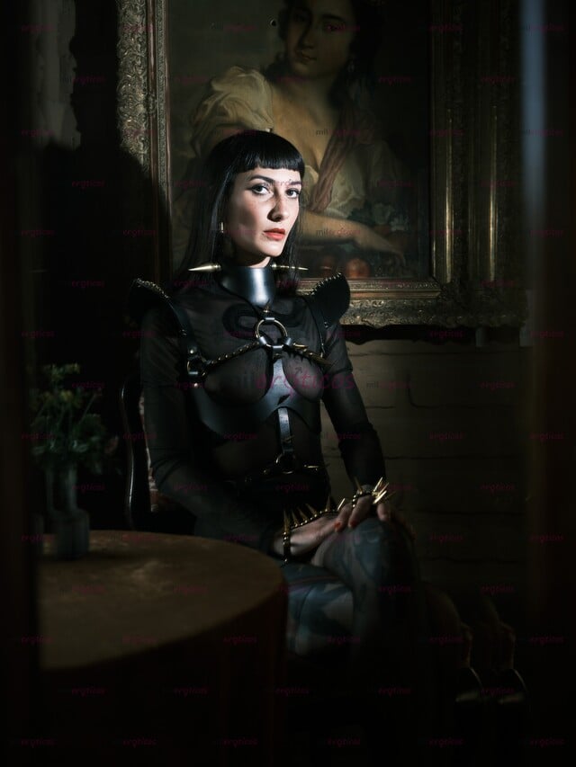 FOTOS DE THE KINKY GODDESS ROSE, ELITE COMPANION, FEMDOM, BDSM, FETISH AND MORE.