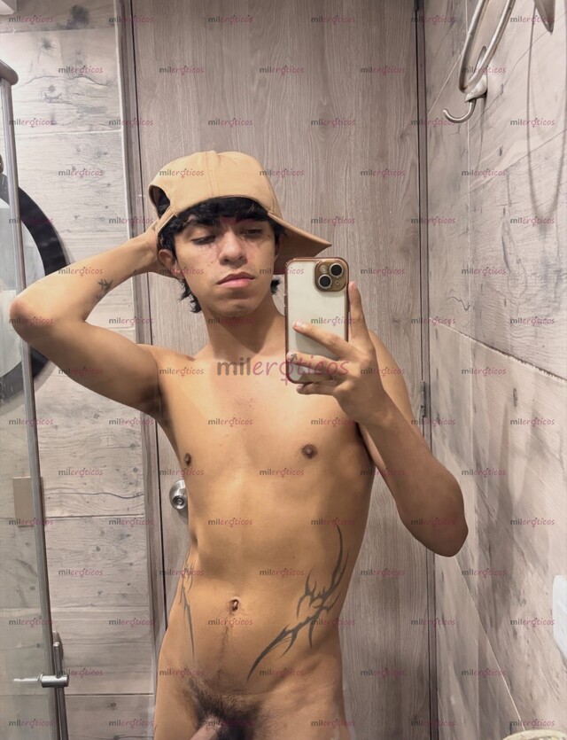 FOTOS DE POLLITO COMPLACIENTE CON GANAS DE SACAR LECHE