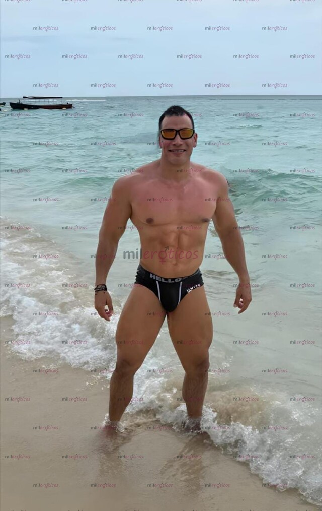 FOTOS DE ESPECTÁCULO DE STRIPPERS MIXTOS A DOMICILIO PARA TU DIVERSIÓN.