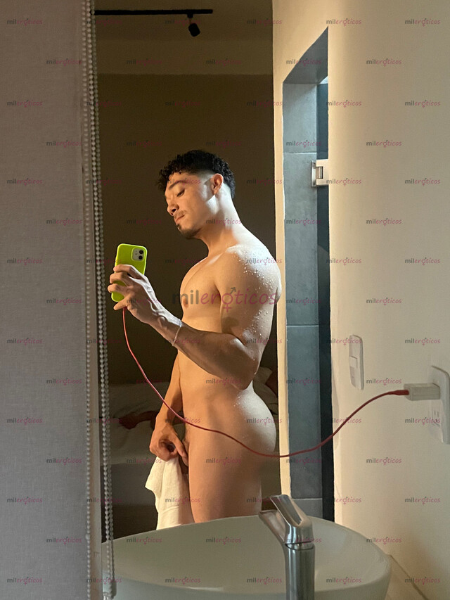 FOTOS DE AQUÍ TU MACHITO LECHOSO, PARA ROMPERTE EL CULO.