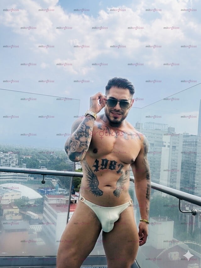 FOTOS DE GUAPO Y SEXY TATUADO MÁS QUE UN SERVICIO UNA EXPERIENCIA CON 3RO