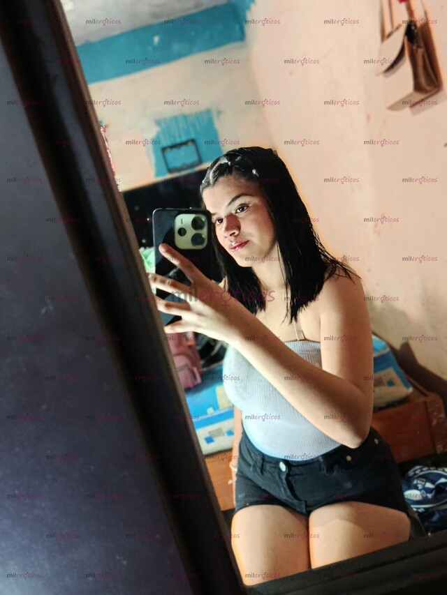 FOTOS DE SOY AINARA , TENGO 19 AÑITOS , CHICHONA , BUEN CUERPO DELGADA