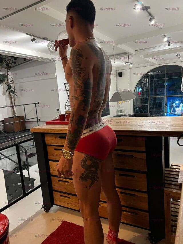 FOTOS DE JOVEN LATINO MUY APASIONADO Y DISCRETO VEN Y CREA TU MOMENTO INOLVIDABLES