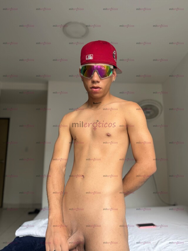 FOTOS DE CHICO DISPONIBLE PARA CUMPLIR TUS FANTASÍAS Y PASARLA RICO